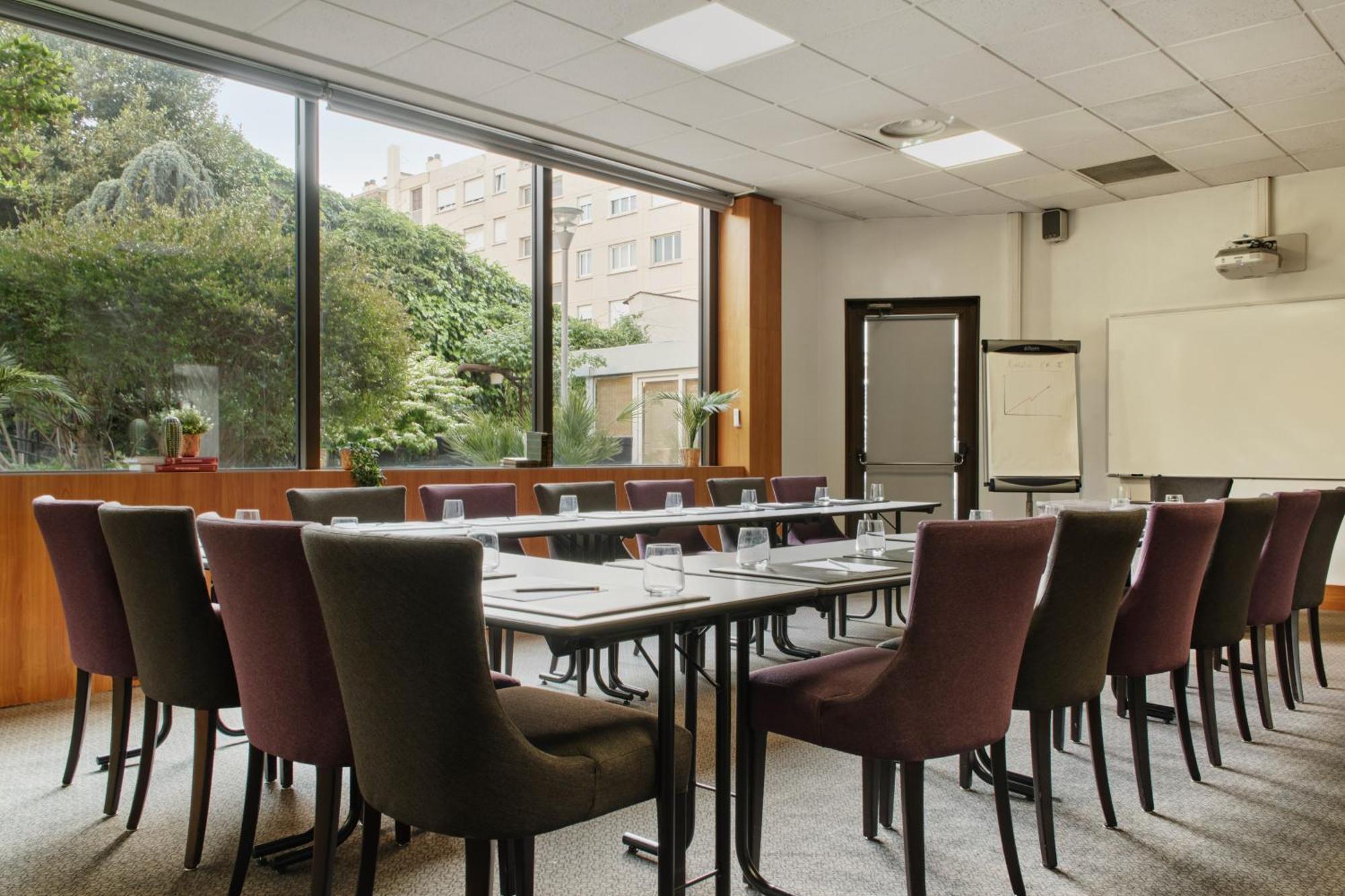 Hotel Chromatics & Restaurant Hill Club By Happyculture Lyon Kültér fotó