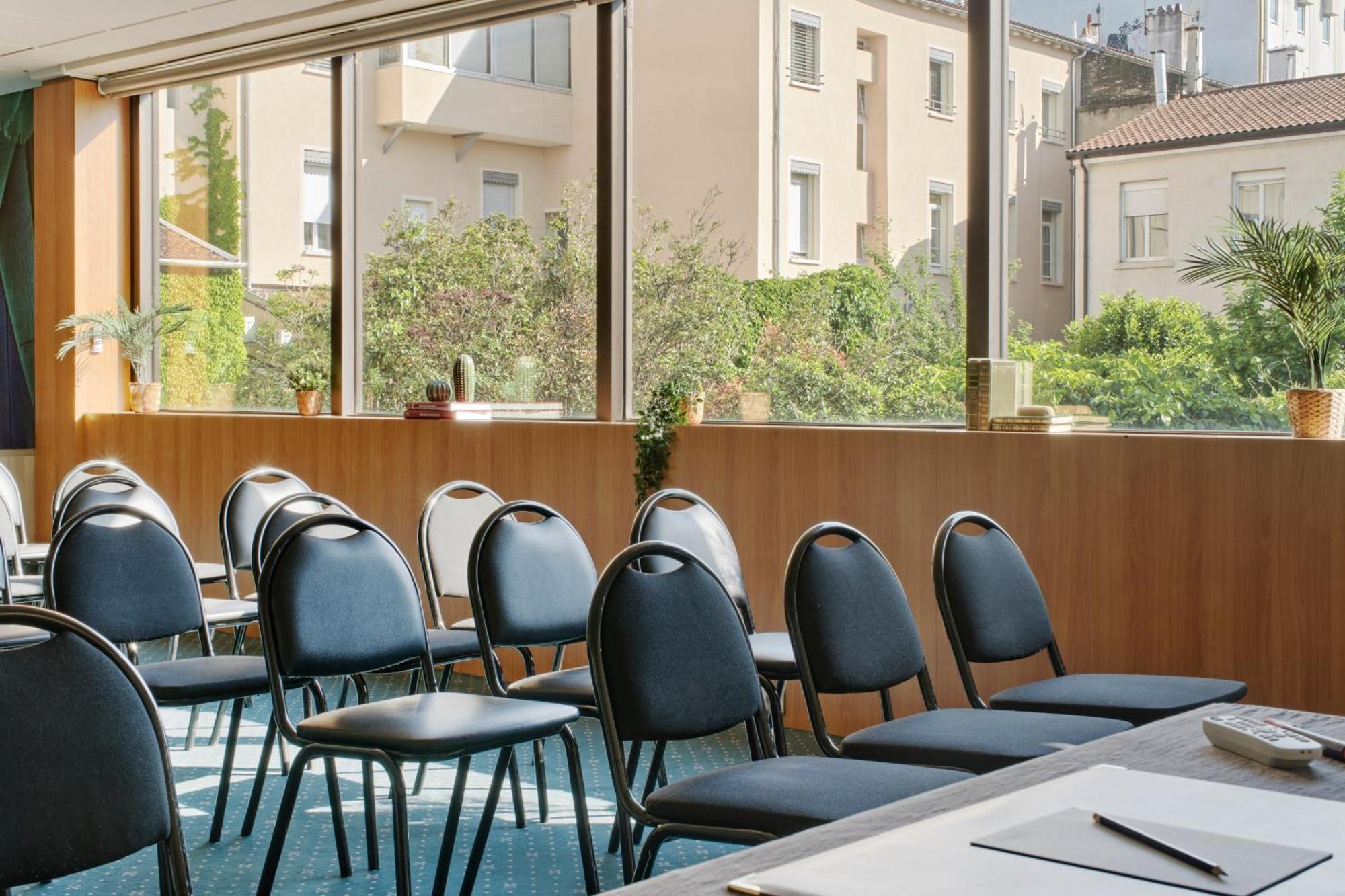 Hotel Chromatics & Restaurant Hill Club By Happyculture Lyon Kültér fotó